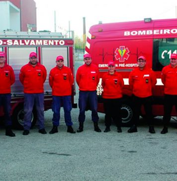 Há heróis de vigia na noite de Natal