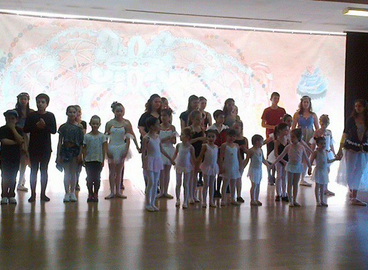 Fabrikarts celebrou Dia Mundial da Dança
