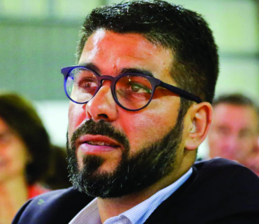 Pedro Pimpão é actualmente presidente da assembleia de Freguesia de Pombal