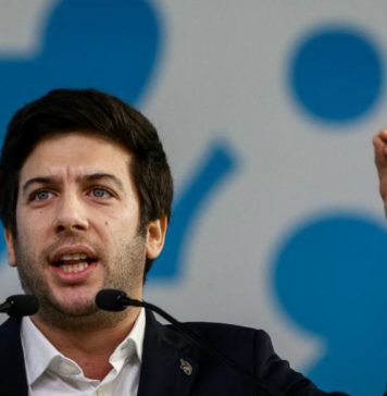 Líder do CDS-PP visita mercado municipal de Pombal