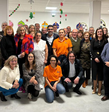 Lions juntaram-se em jantar de Reis para ajudar Centro Social do Carriço