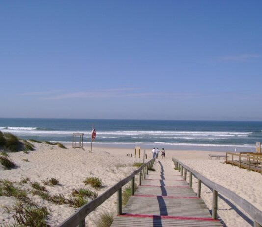 Praia do Urso mais perto de ganhar novos acessos